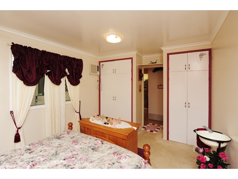 6 Heron Court, New Auckland QLD 4680