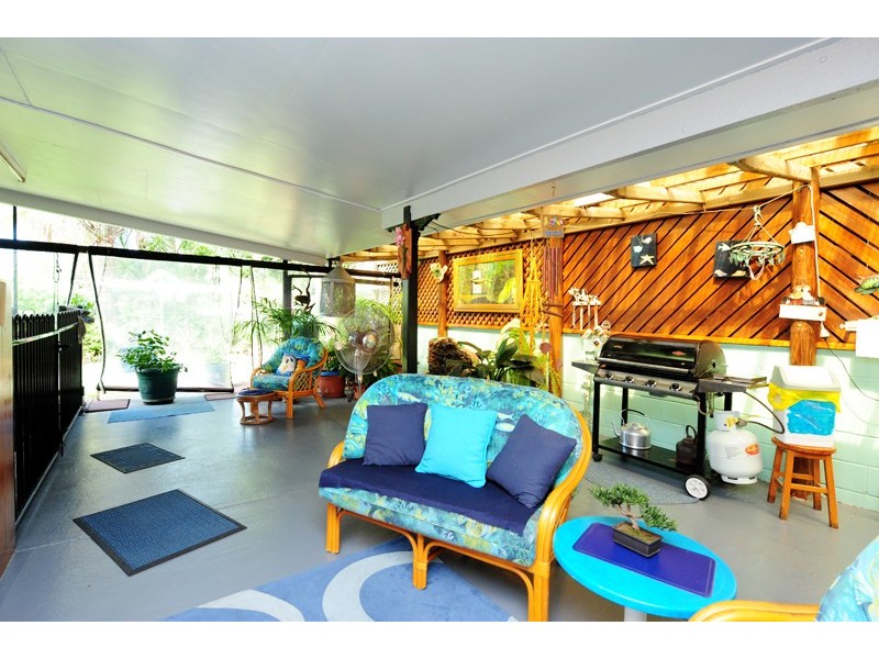 6 Heron Court, New Auckland QLD 4680