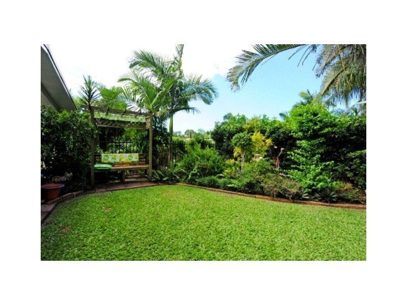 6 Heron Court, New Auckland QLD 4680