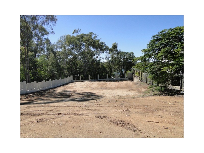 9 ALPINE AVENUE, Boyne Island QLD 4680