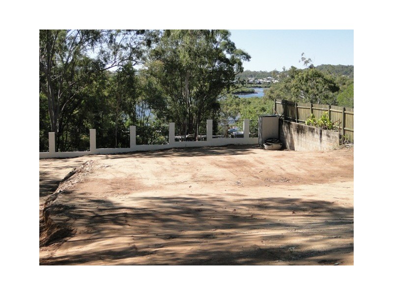 9 ALPINE AVENUE, Boyne Island QLD 4680