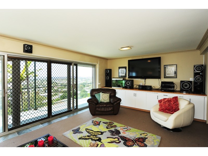 240 Goondoon Street, Gladstone QLD 4680