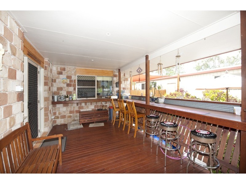 39 Flora, Beecher QLD 4680