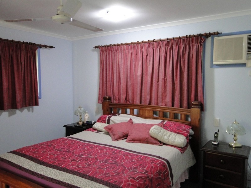 39 Flora, Beecher QLD 4680