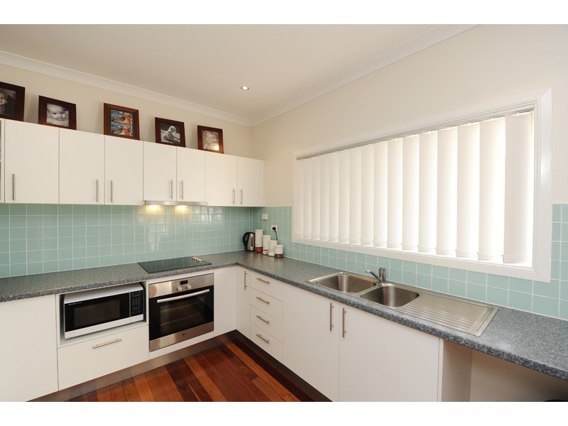 16 Watt Street, Gladstone QLD 4680