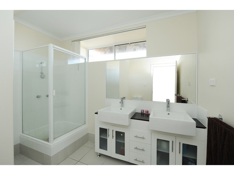 16 Watt Street, Gladstone QLD 4680