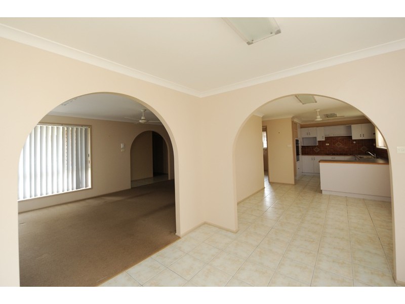 31 Mars Crescent, Gladstone QLD 4680