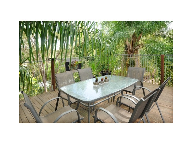 18 Bembooka Close, Gladstone QLD 4680