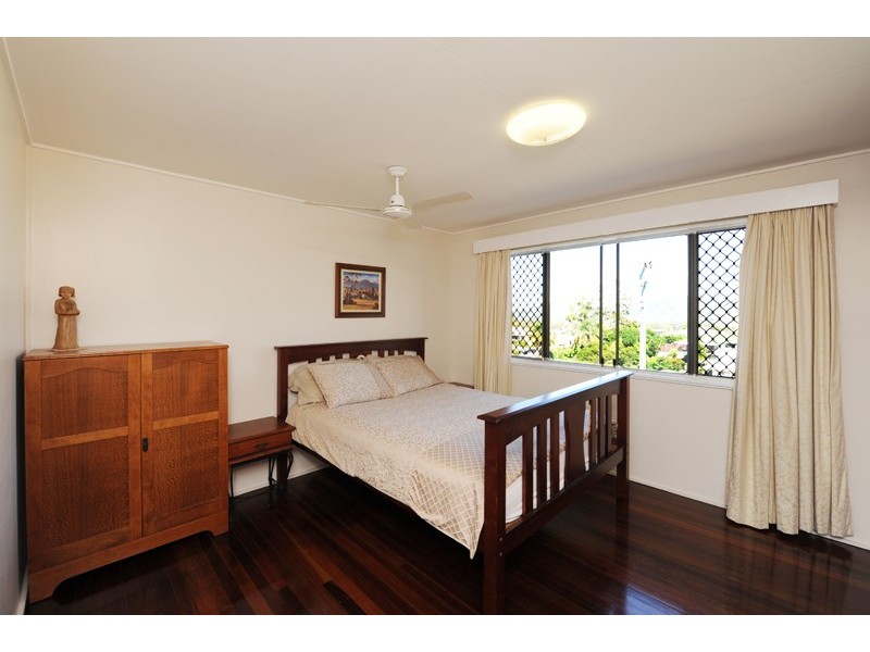 2 Trinity Place, Gladstone QLD 4680