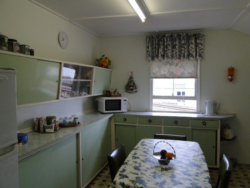 6 Off Lane, Gladstone QLD 4680