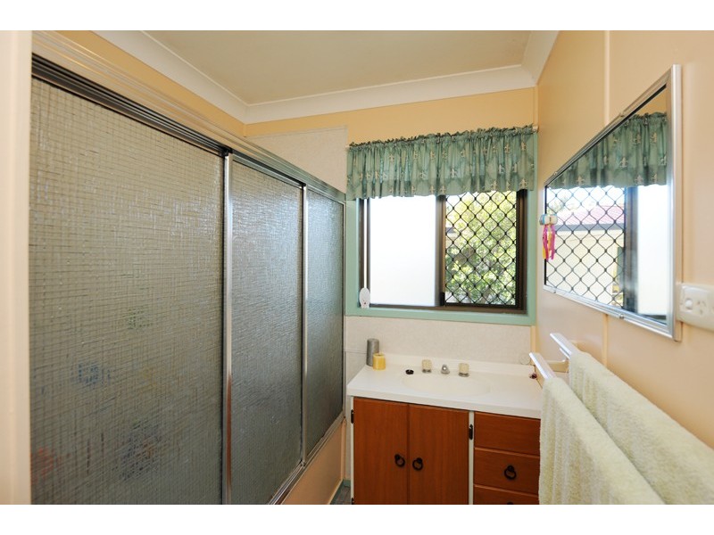 36 Pershouse Street, Gladstone QLD 4680