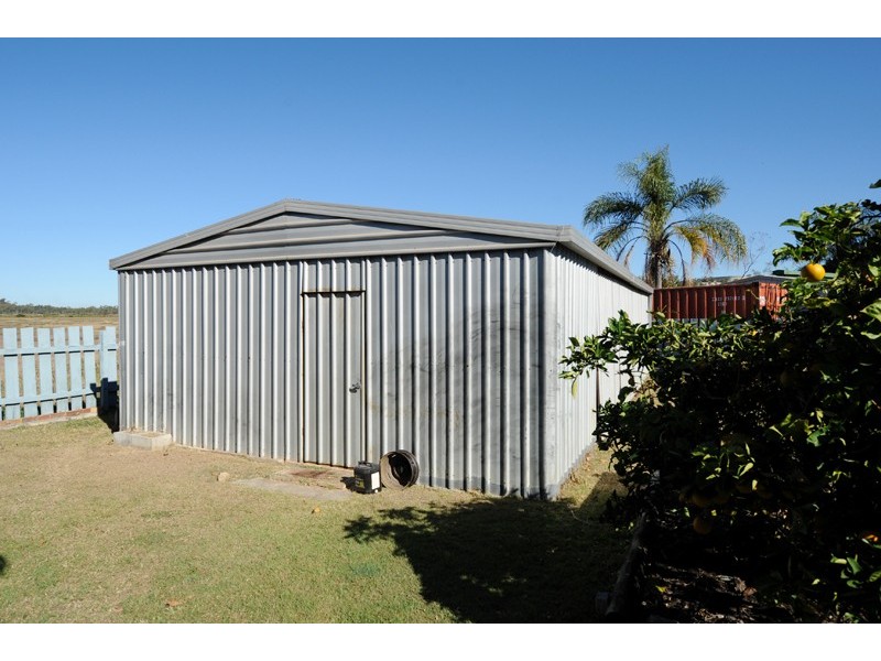 36 Pershouse Street, Gladstone QLD 4680