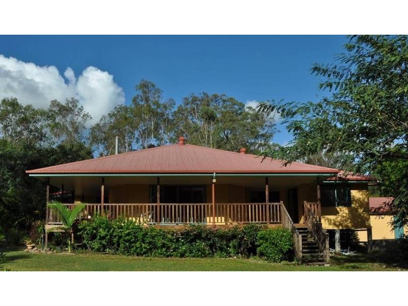 21 Lakeview Drive, Gin Gin QLD 4671