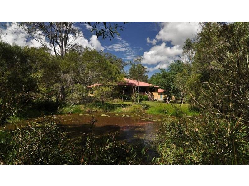 21 Lakeview Drive, Gin Gin QLD 4671