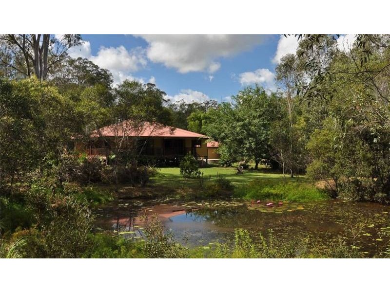 21 Lakeview Drive, Gin Gin QLD 4671