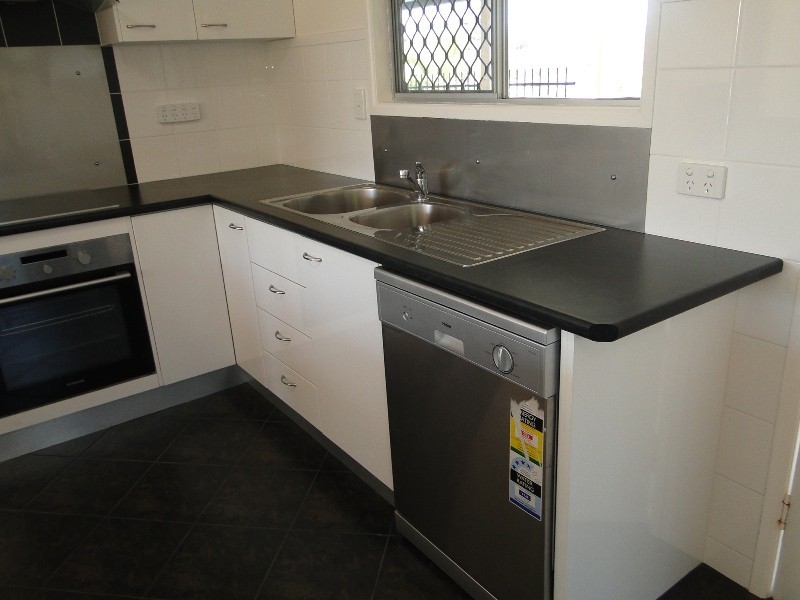 12 Berrigan Court, Gladstone QLD 4680