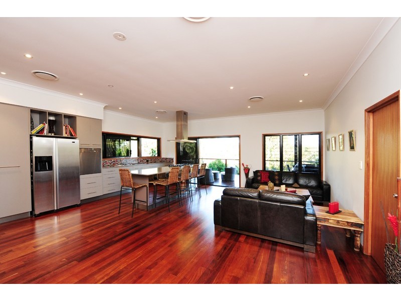 140 Flora Drive, Beecher QLD 4680