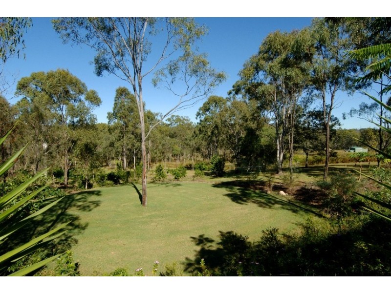 140 Flora Drive, Beecher QLD 4680