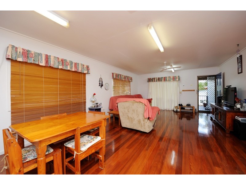 1 Peters Crescent, Gladstone QLD 4680
