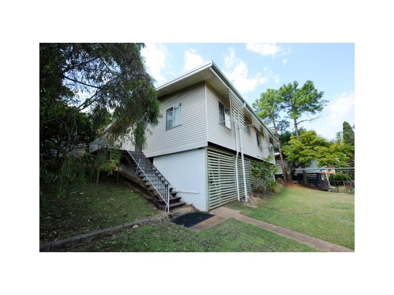 1 Peters Crescent, Gladstone QLD 4680