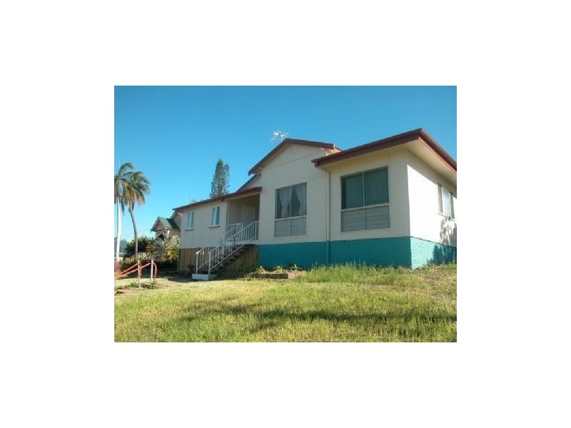 3 Yarroon Street, Gladstone City QLD 4680