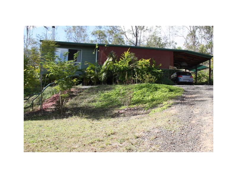 26 Lakeview Drive, Gin Gin QLD 4671