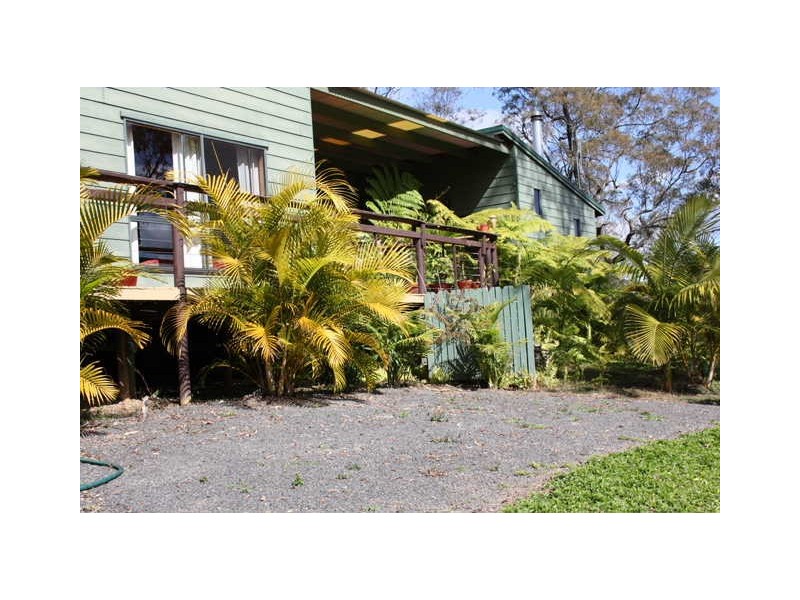 26 Lakeview Drive, Gin Gin QLD 4671