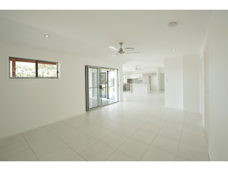 11 Iris Road, Gladstone QLD 4680