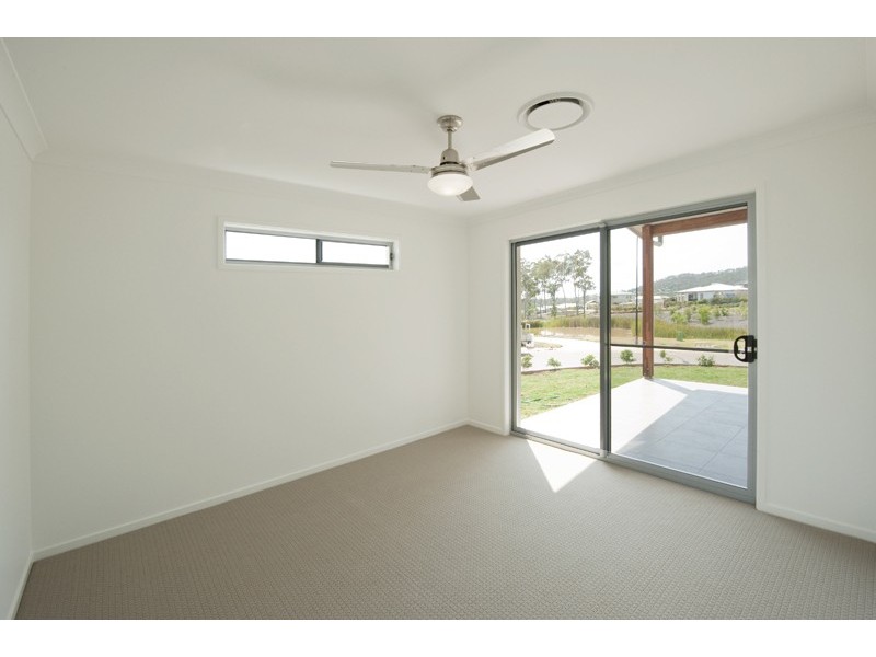 11 Iris Road, Gladstone QLD 4680