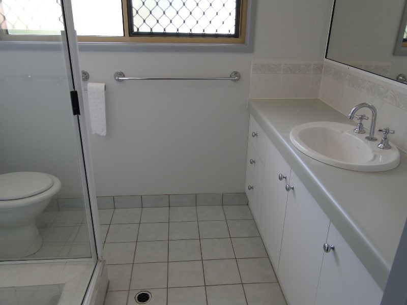 60 Gretel Drive, Gladstone QLD 4680