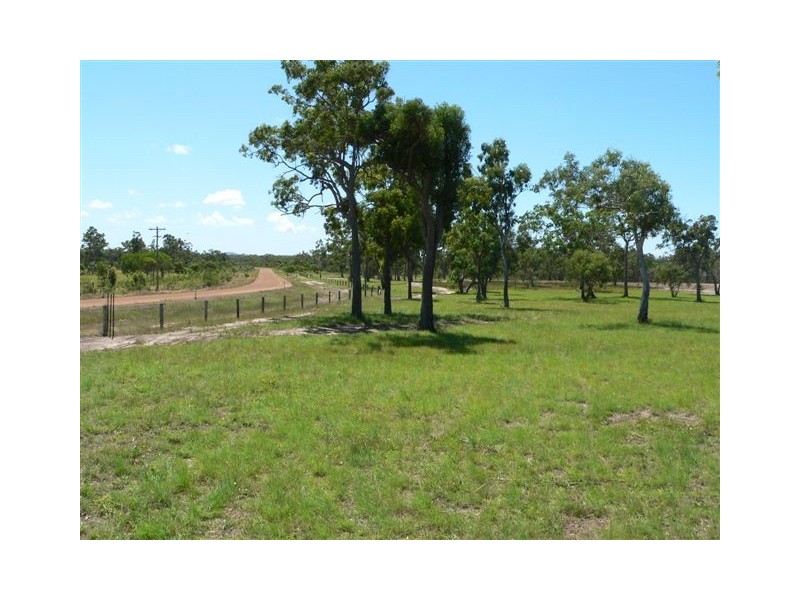 236 Maude Hill Road, Deepwater QLD 4674