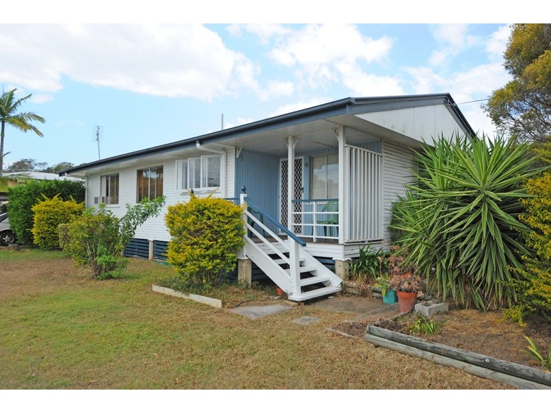 8 Larsen Street, Gladstone QLD 4680