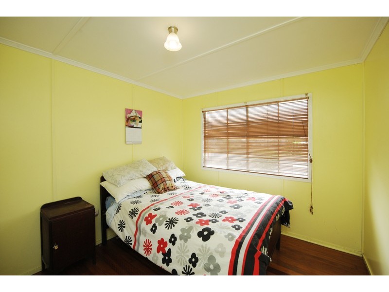 8 Larsen Street, Gladstone QLD 4680