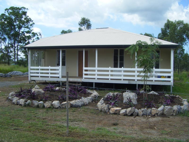 11 Pershouse Lane, Ambrose QLD 4695