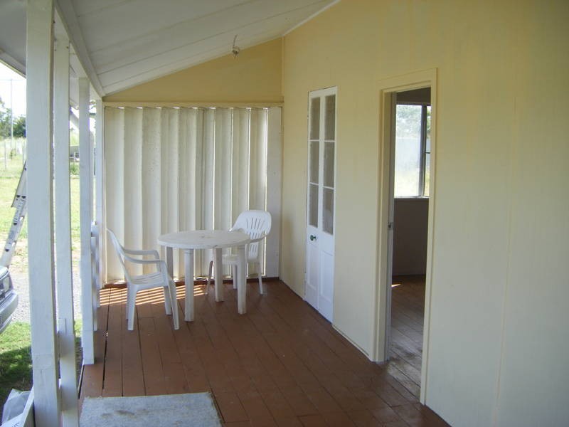 11 Pershouse Lane, Ambrose QLD 4695