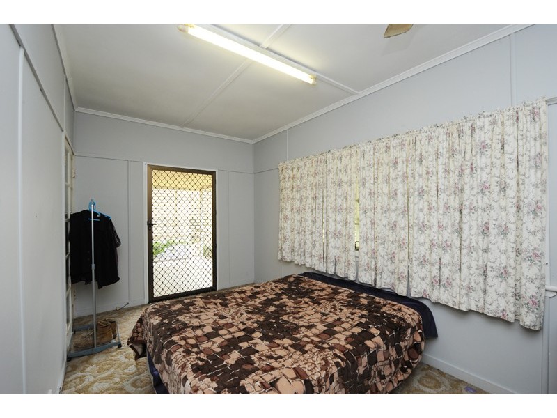 17 Friend Street, Barney Point QLD 4680