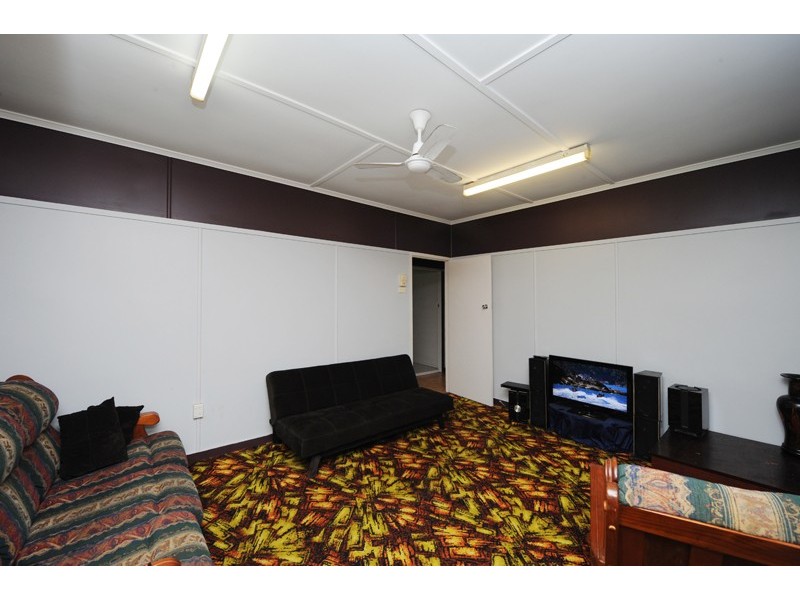 17 Friend Street, Barney Point QLD 4680