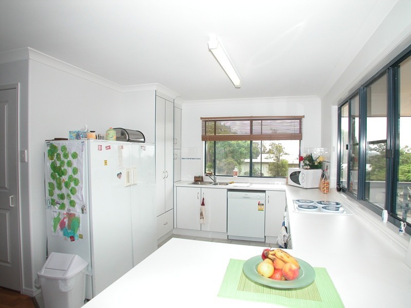 Units 1-5 / 33 Butler Street, New Auckland QLD 4680