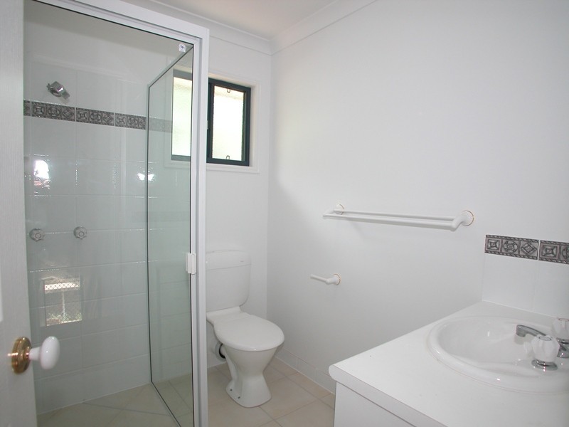 Units 1-5 / 33 Butler Street, New Auckland QLD 4680