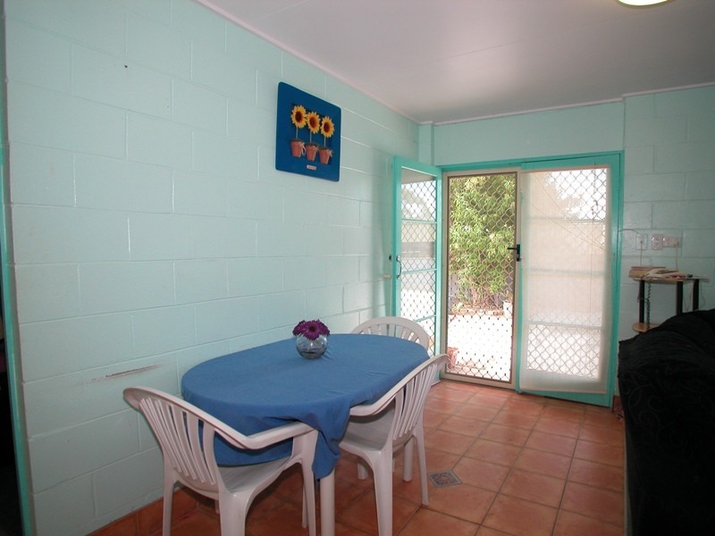 Units 1-5 / 33 Butler Street, New Auckland QLD 4680