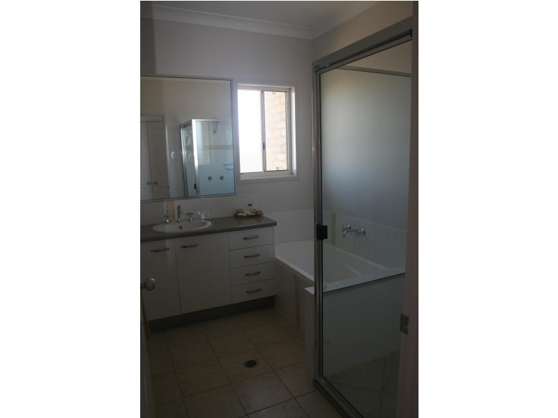 3 Honeyeater Court, Woodgate QLD 4660