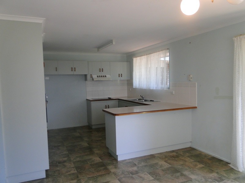 9 Carpentaria Close, Clinton QLD 4680