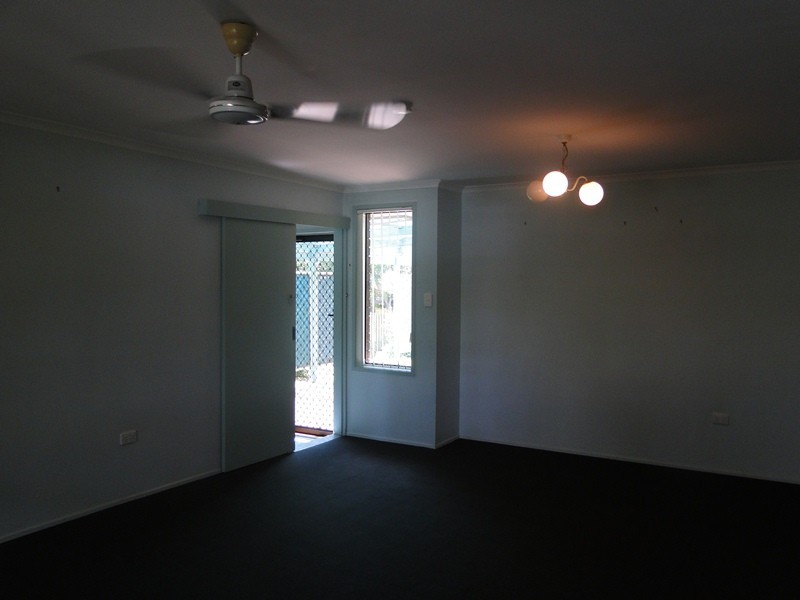 9 Carpentaria Close, Clinton QLD 4680