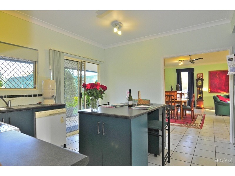 22 Dillon Road, Captain Creek QLD 4677