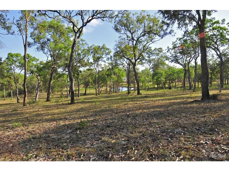 22 Dillon Road, Captain Creek QLD 4677