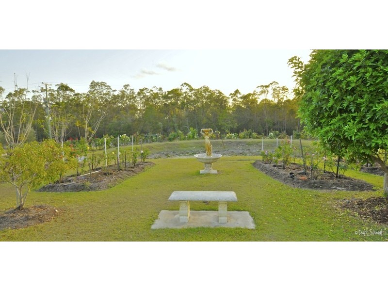 22 Dillon Road, Captain Creek QLD 4677