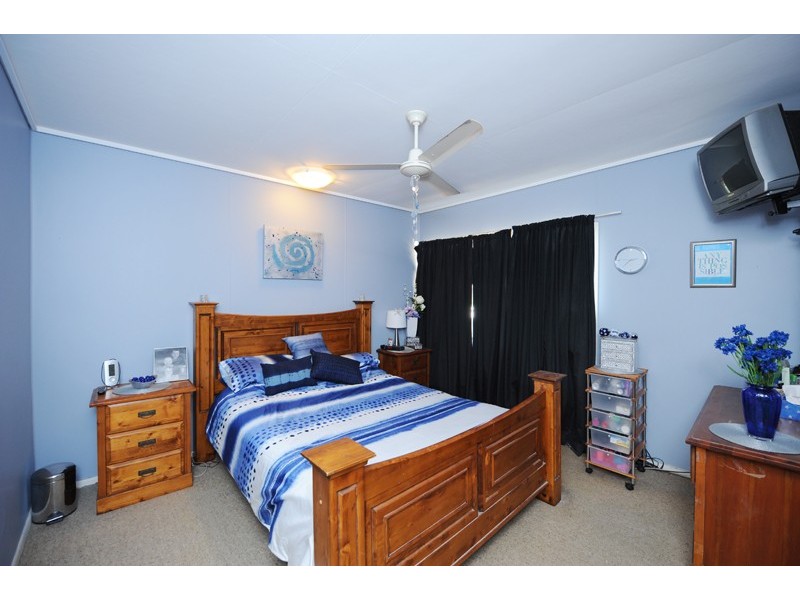 227  Oaka Street, Gladstone QLD 4680