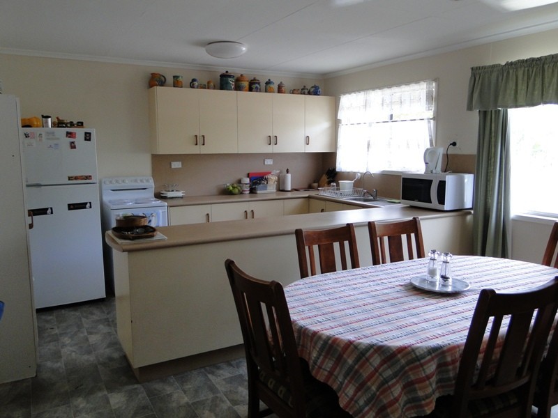 86 Dalrymple Drive, Gladstone QLD 4680