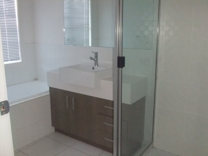 8 Barramundi Drive, Burrum Heads QLD 4659