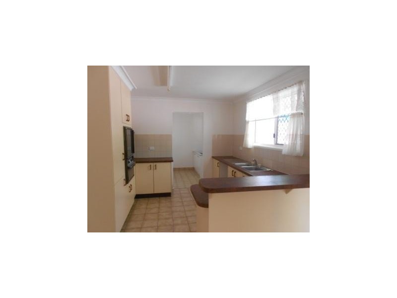 28 Aquarius Street, Gladstone QLD 4680